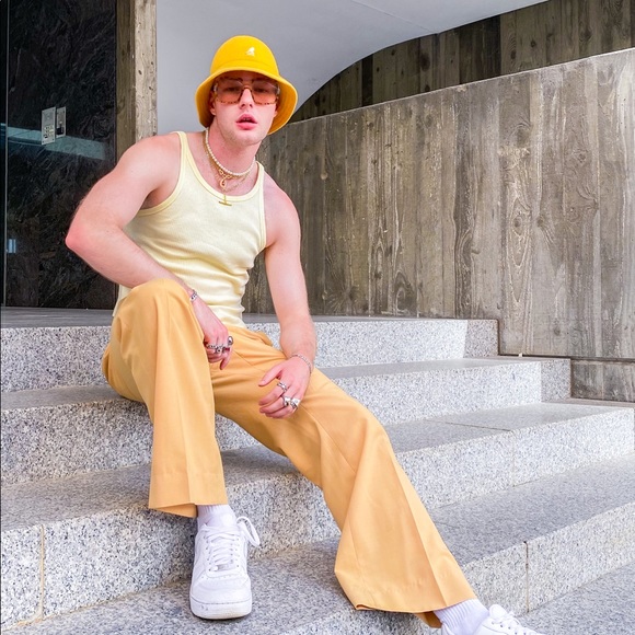 Meet your Posher, Connor - Picture 7 of 10